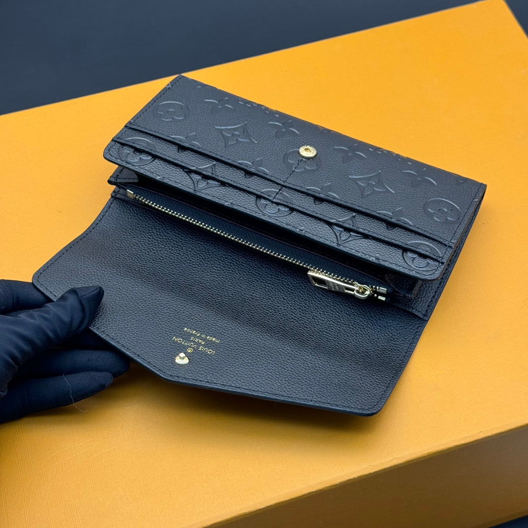 15RE68BDE Stylish leather bag