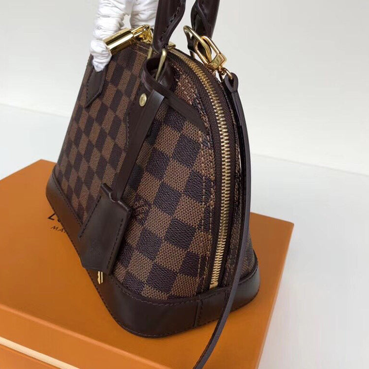 1E27BDE Stylish leather bag 