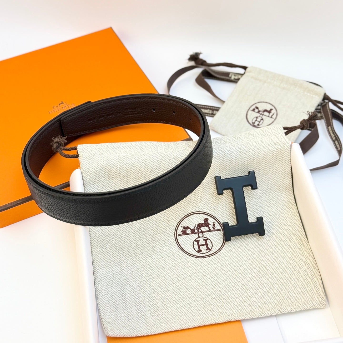 155RH234PDE Stylish  High quality belt With full package