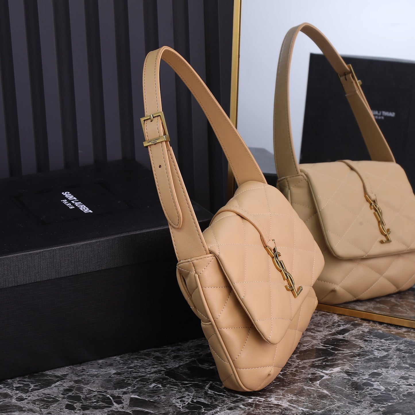 XSL9BDE Stylish leather bag 