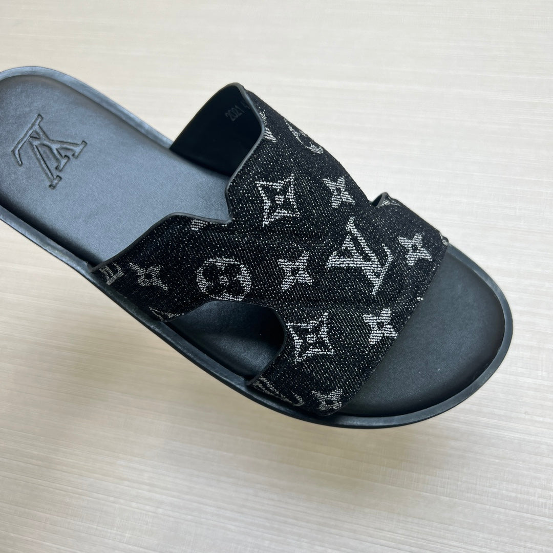 54E22ZDE Stylish slippers