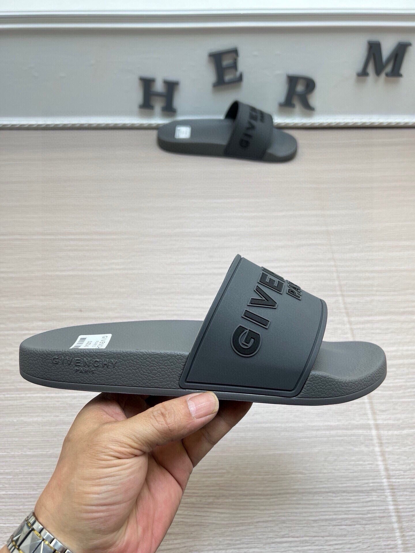 535ZGV263ZDE Stylish Slippers