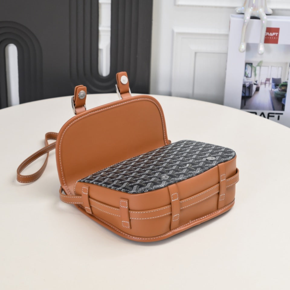 165RA4BDE Stylish leather bag