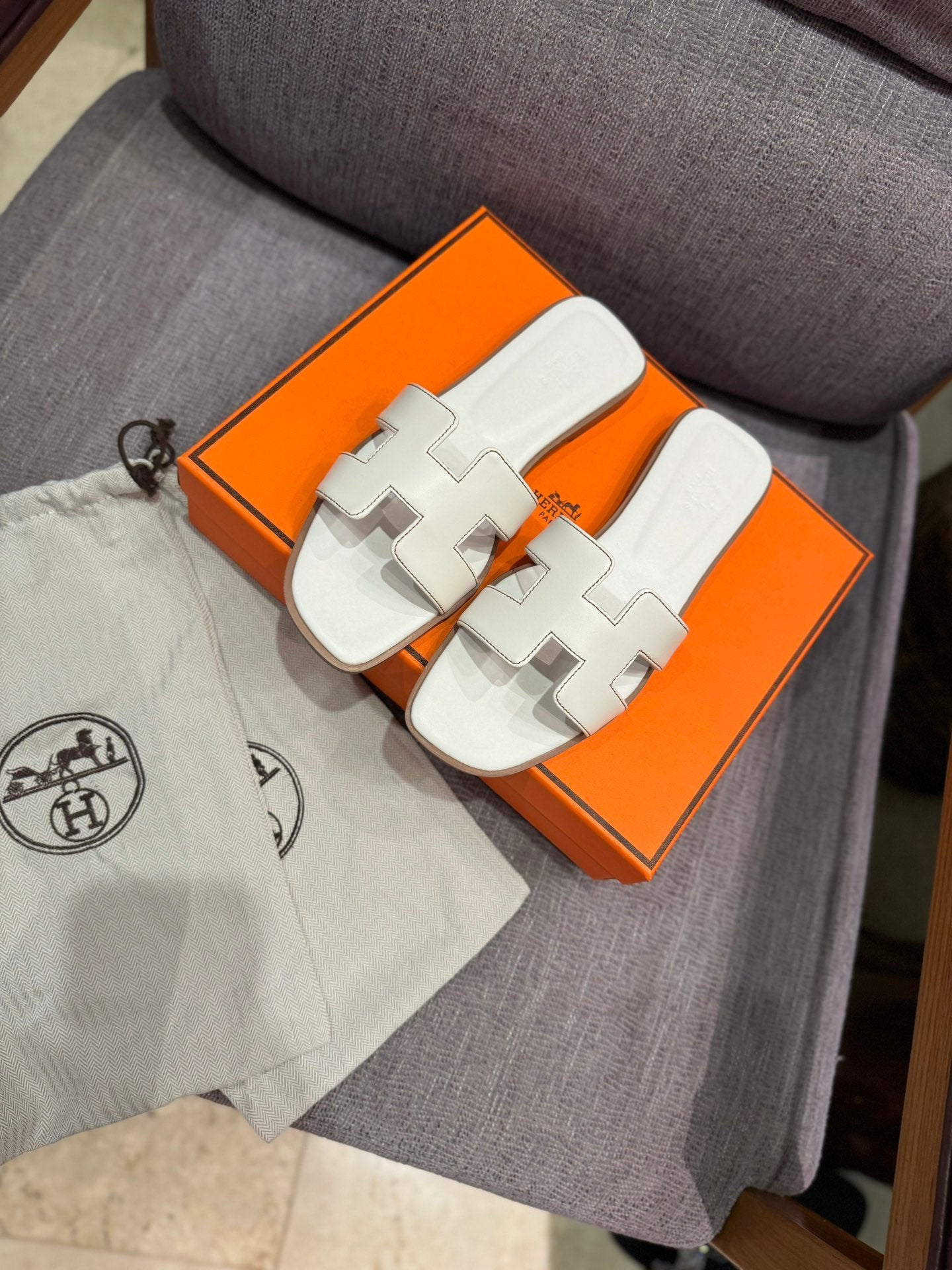 155ZH309ZDE Stylish Slippers