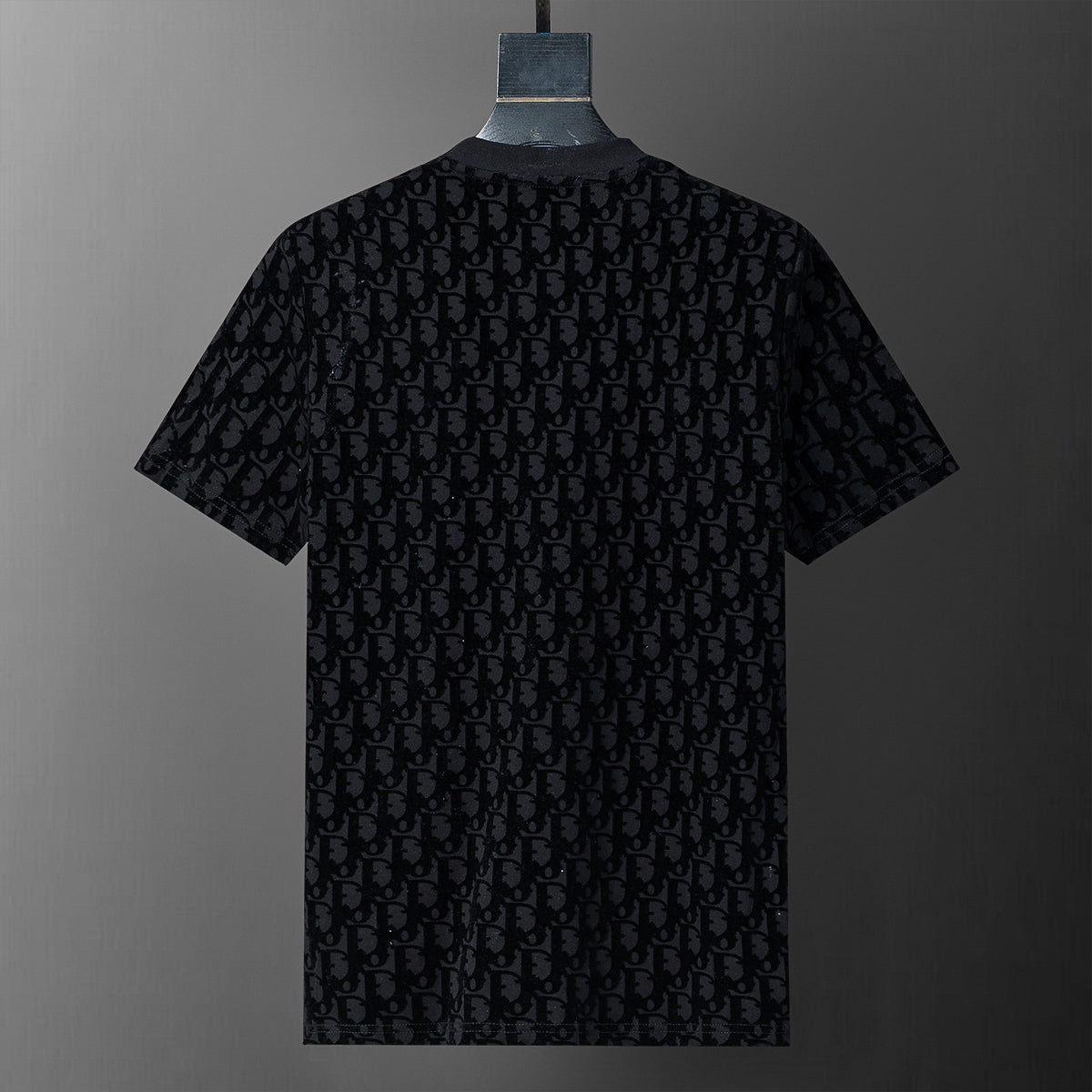 135RD116UDE Stylish shirt and shorts set