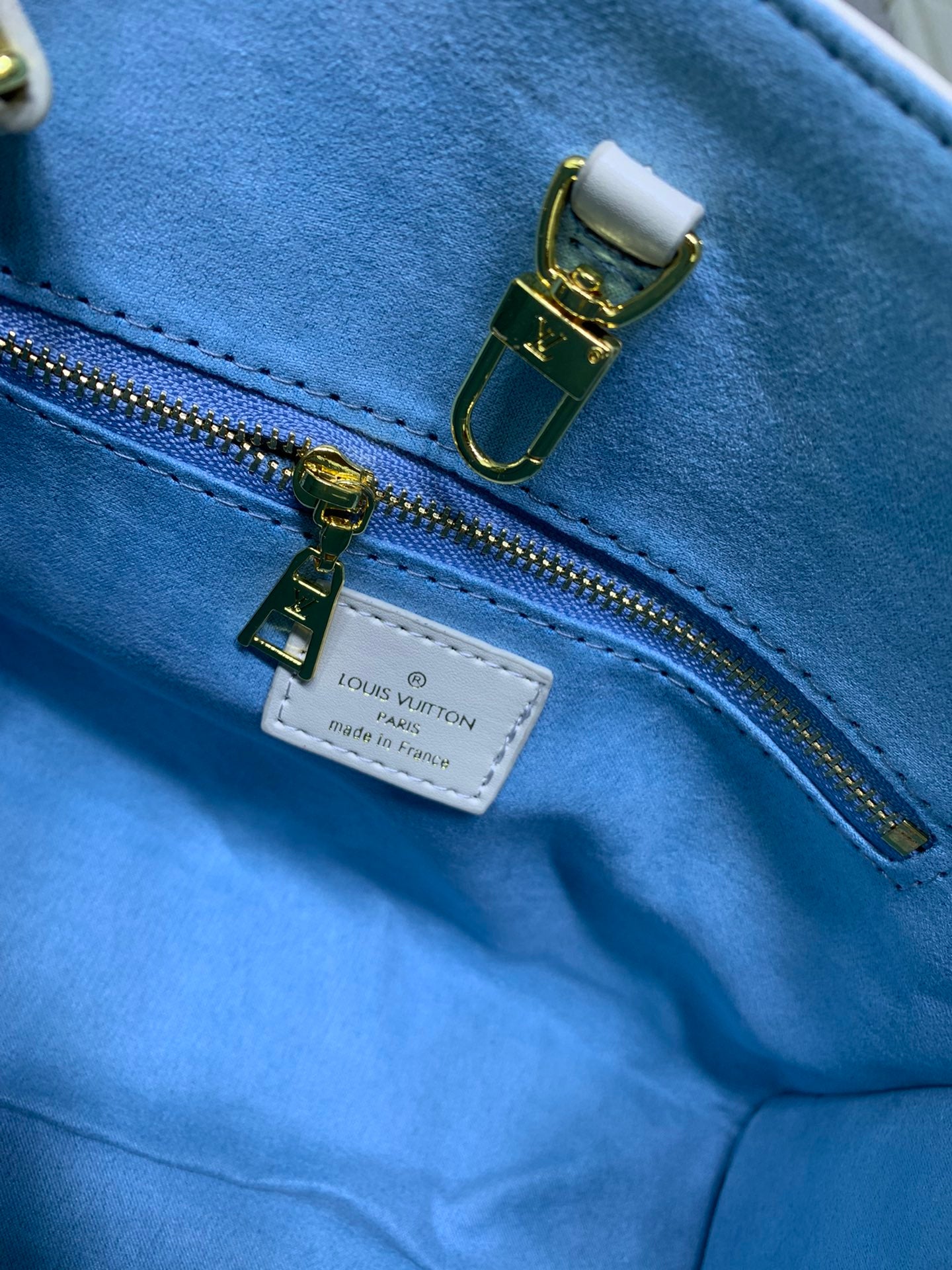 1XE279BDE Stylish leather bag 