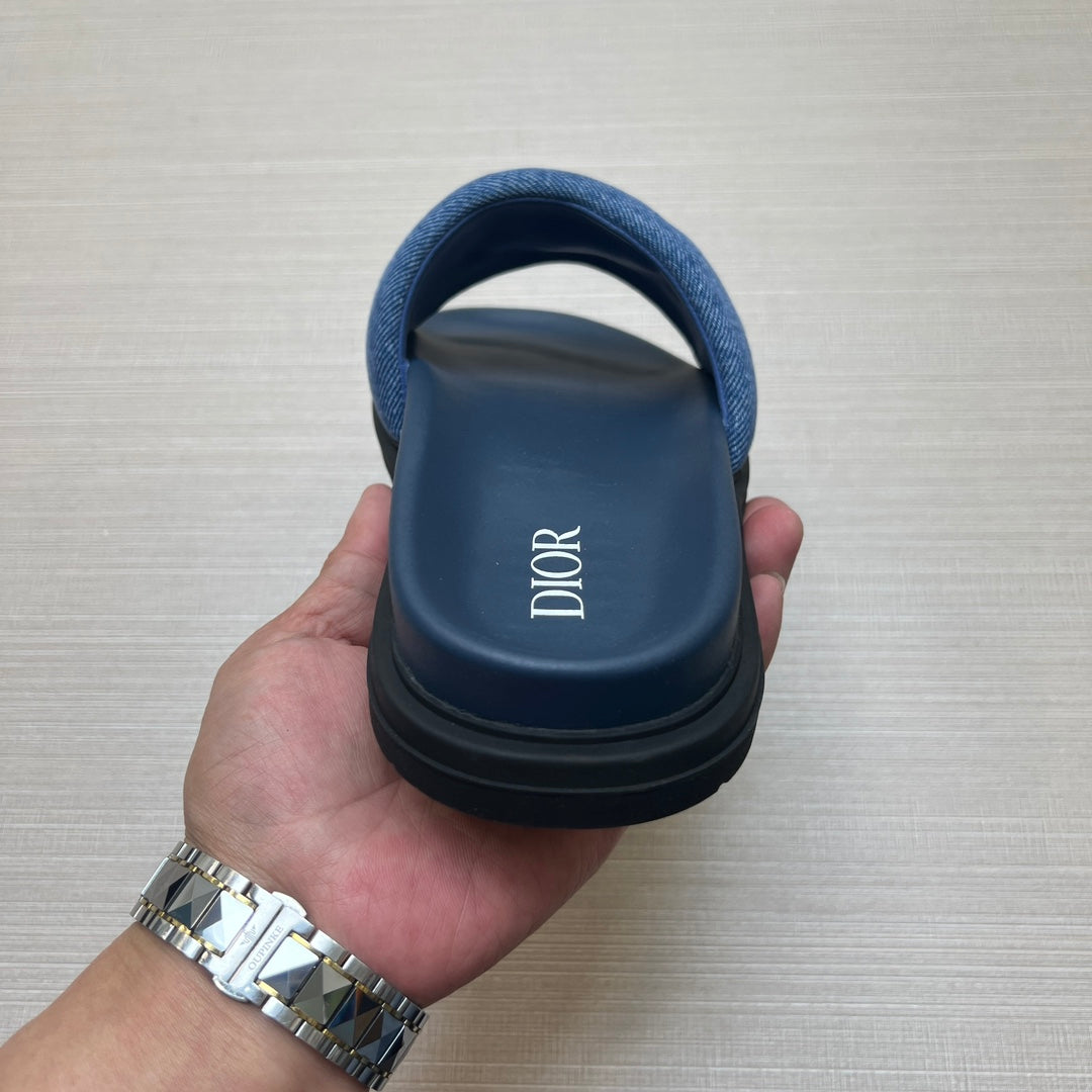 54D168ZDE Stylish leather slippers