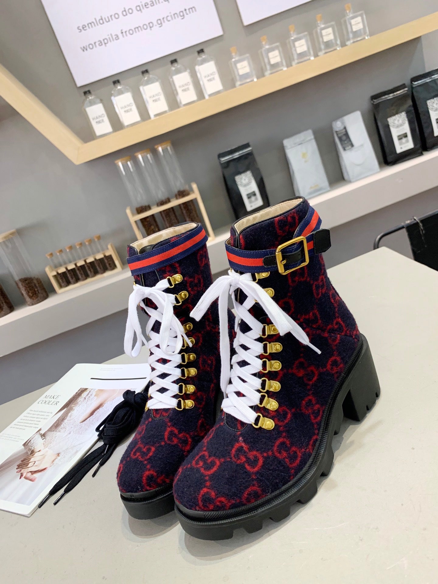 2XB192ZDE Stylish leather boot (top layer leather lining)