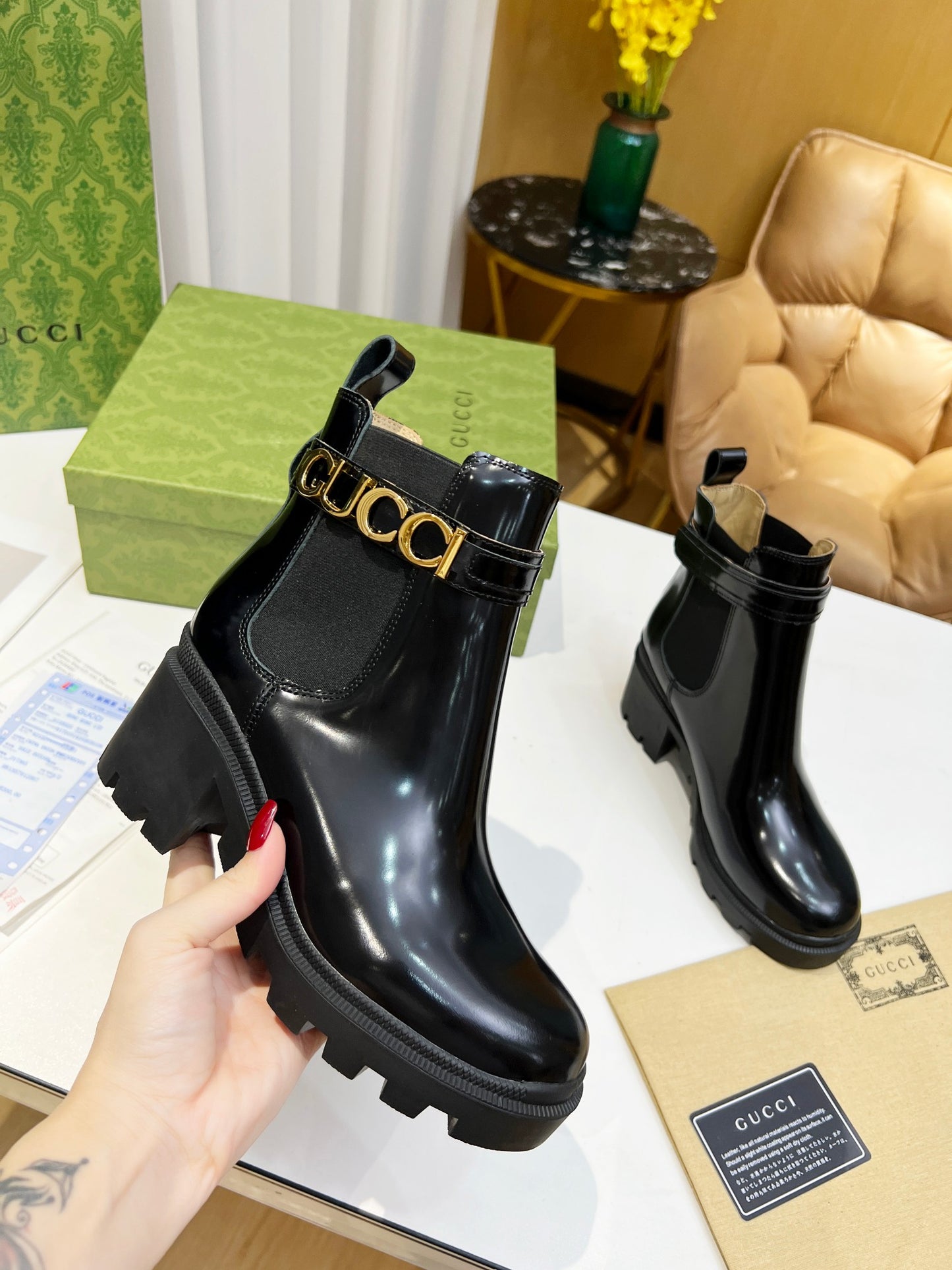 2XB196ZDE Stylish leather boot (top layer leather lining)