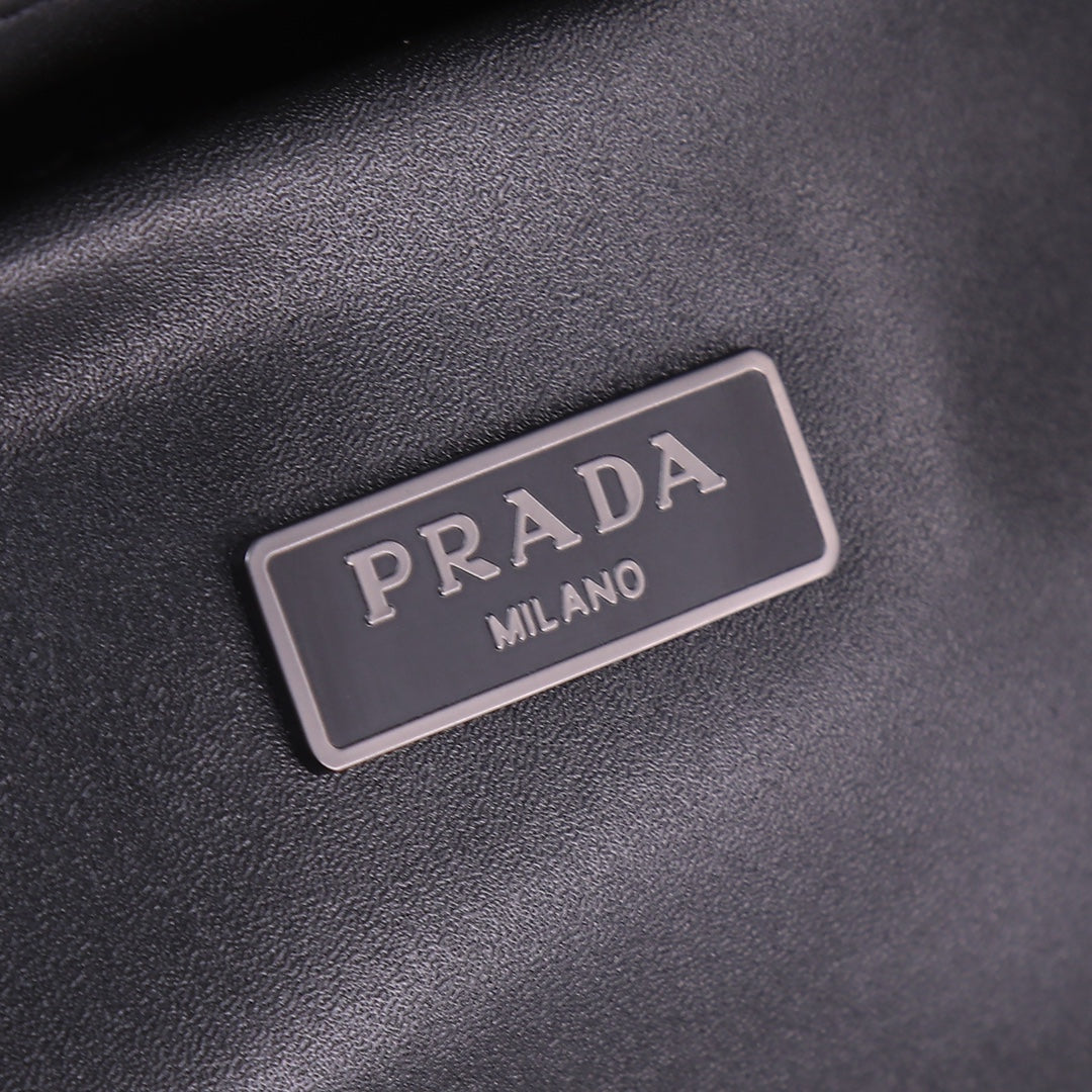 1XSL112BDE Stylish leather bag 