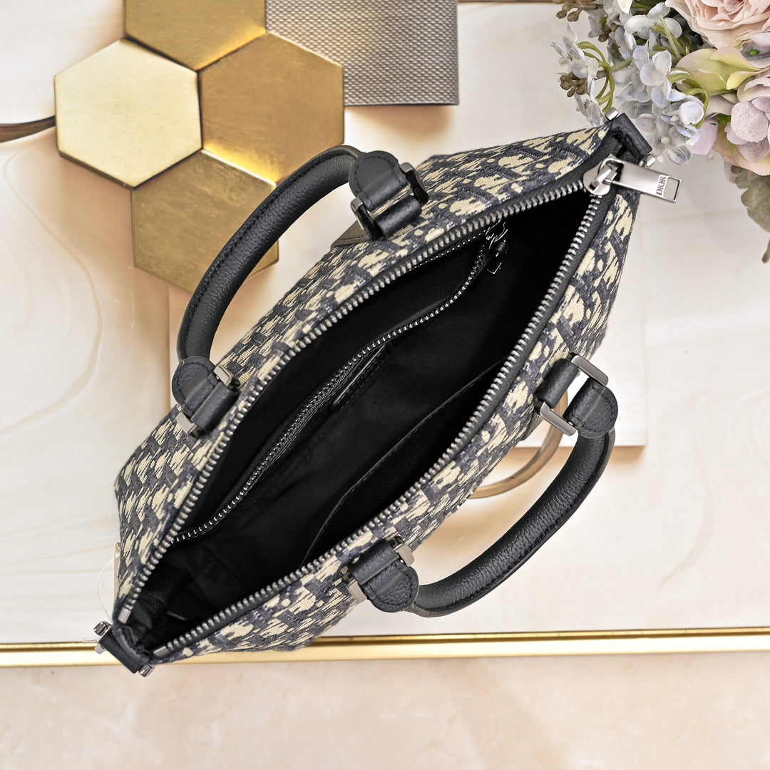 1XD65BDE Stylish bag