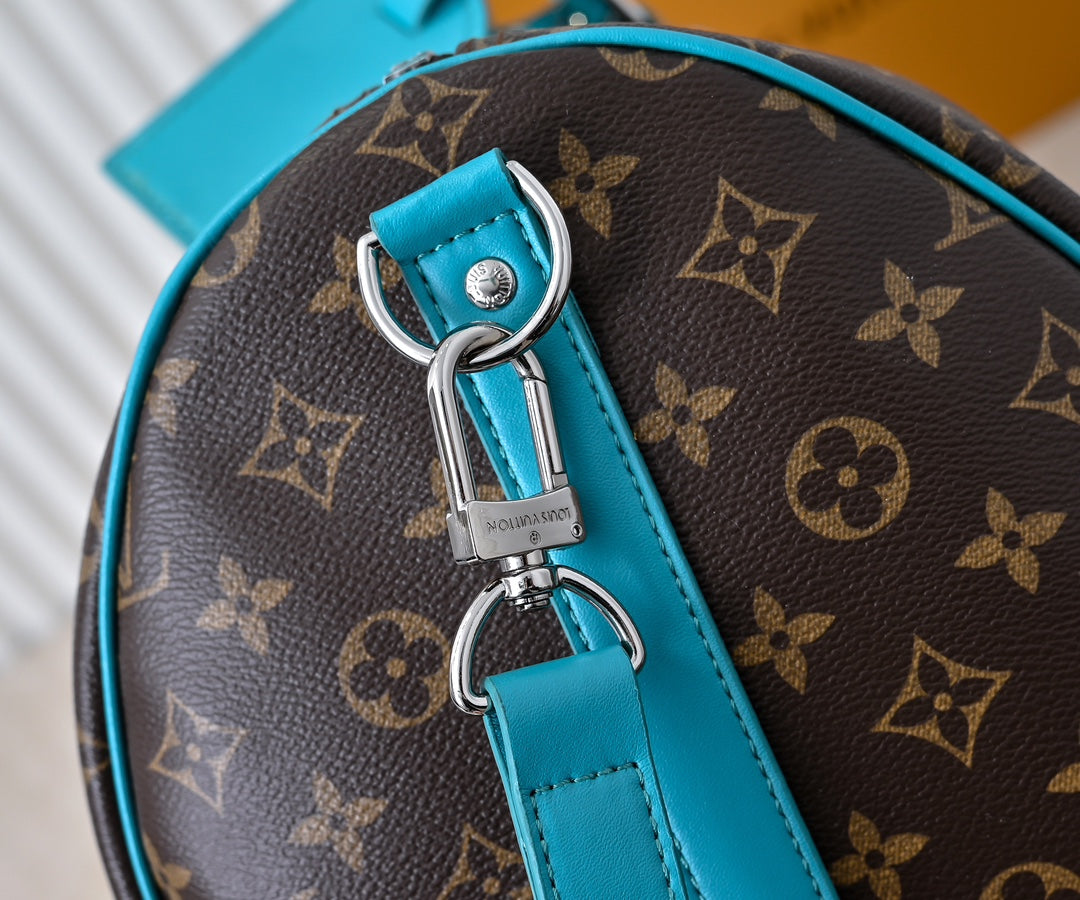 165NE88BDE Stylish leather luggage bags