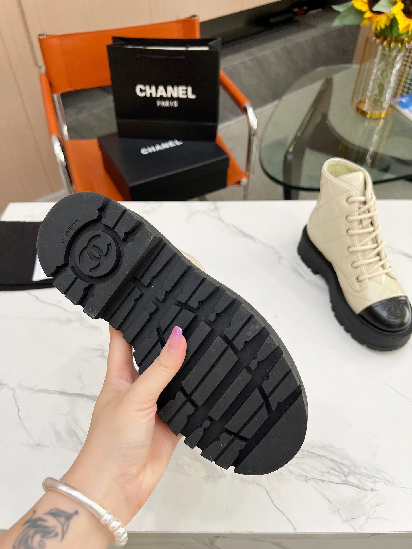 3LC4ZDE Stylish boots