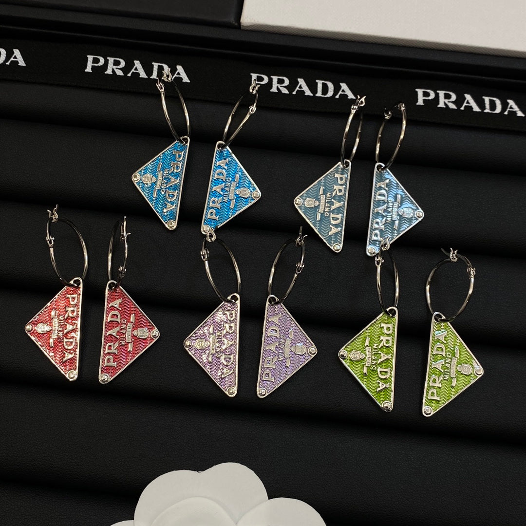 14PD272EDE Stylish Earrings