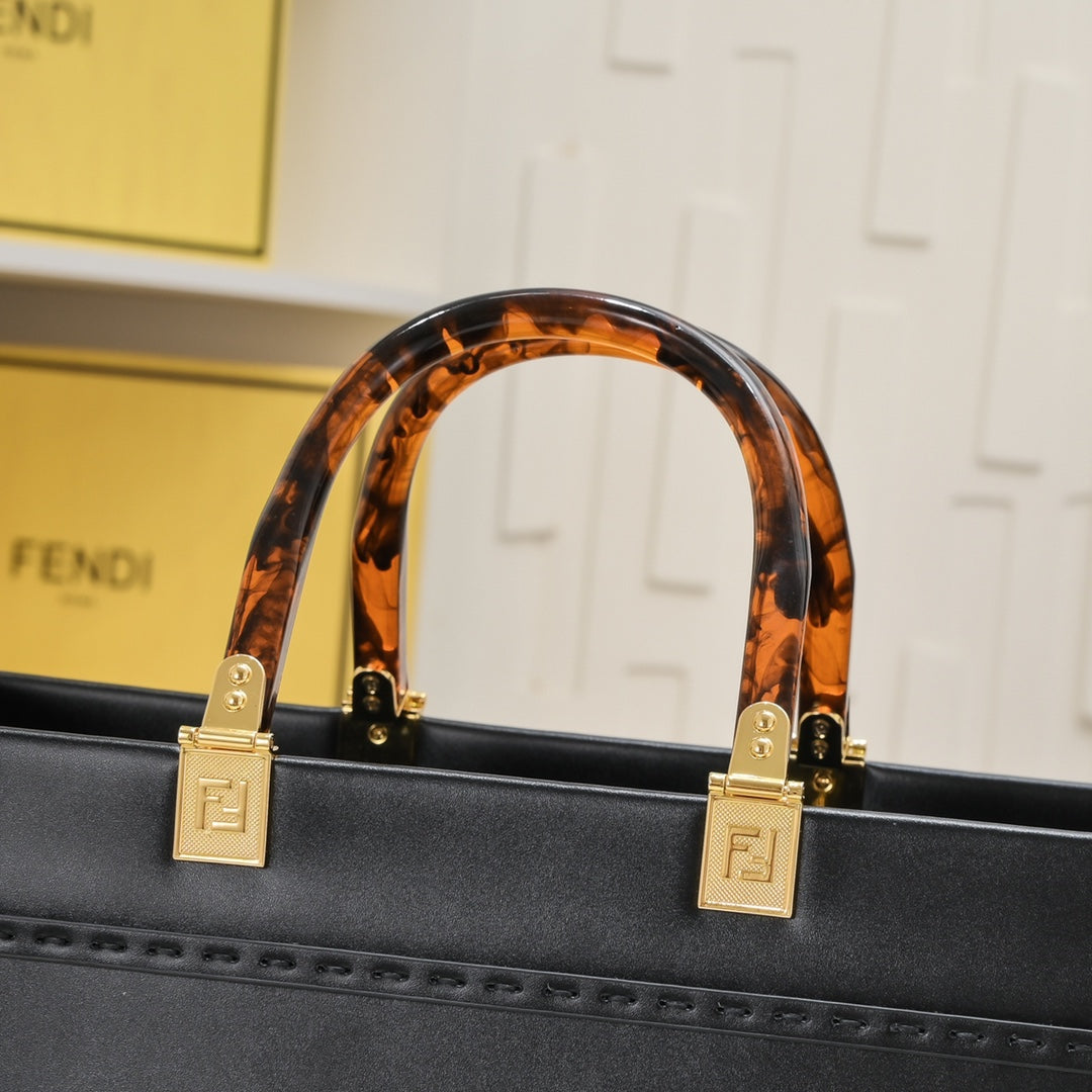 175NF8BDE Stylish  leather bag