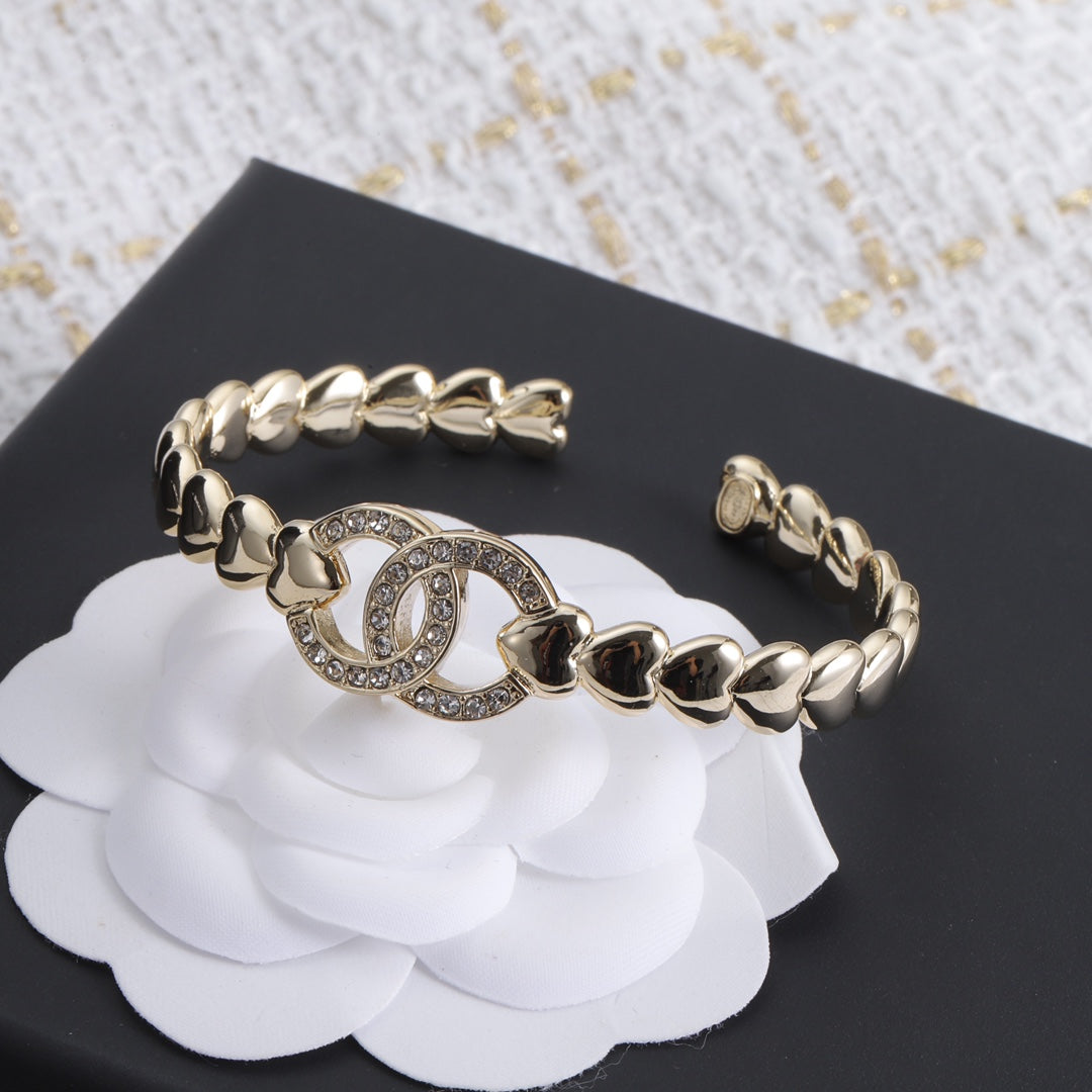 1YC370KDE Stylish Bracelets