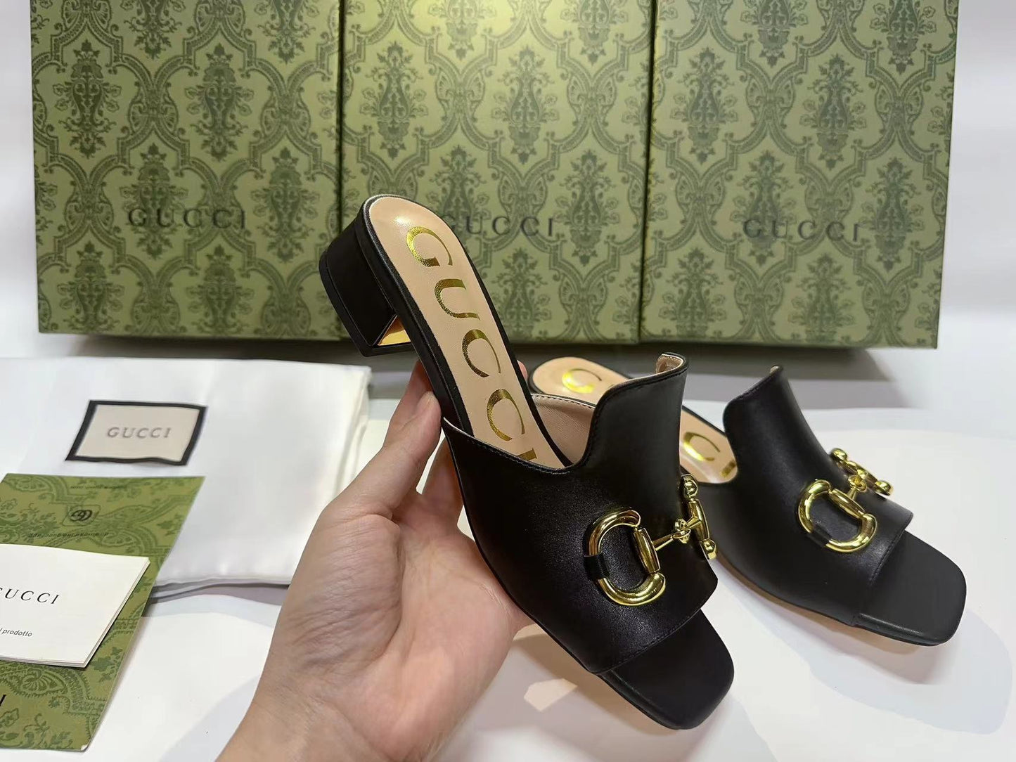 14B77ZDE Stylish High heels Heel height 3cm