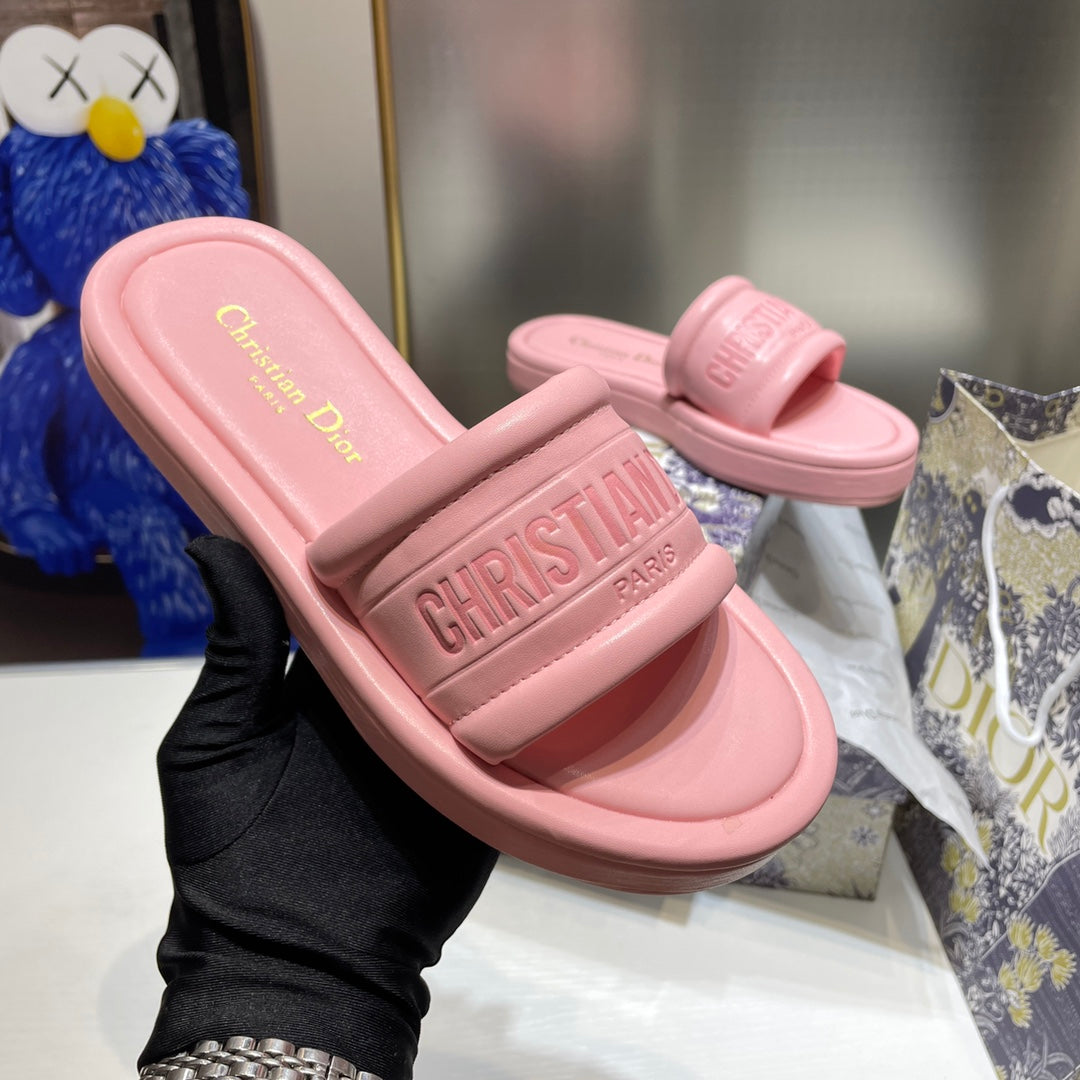 14D76ZDE Stylish slippers