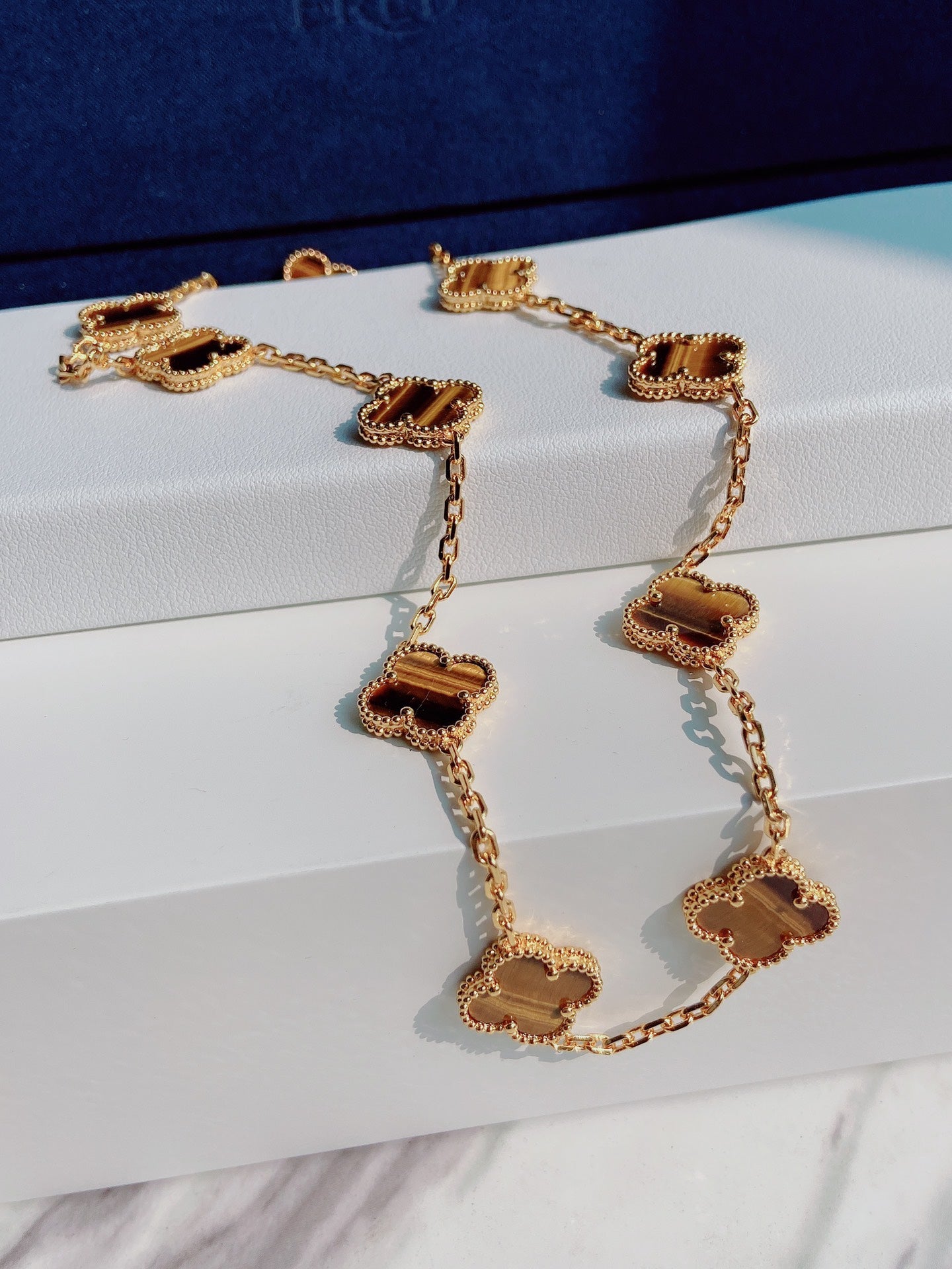 5XVA181XDE Stylish 10 flowers necklaces