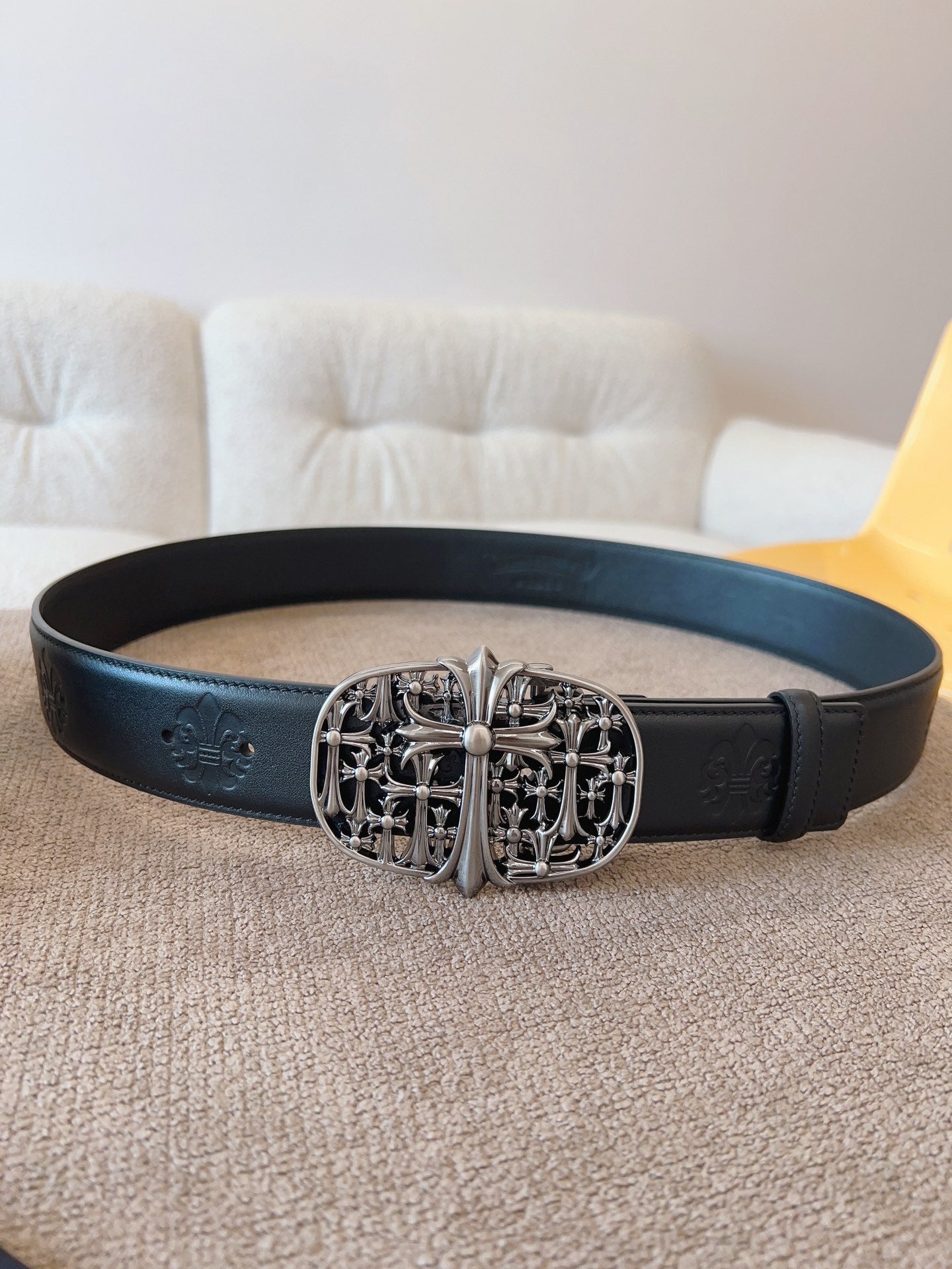 255RA16PDE Stylish High quality belt With full package