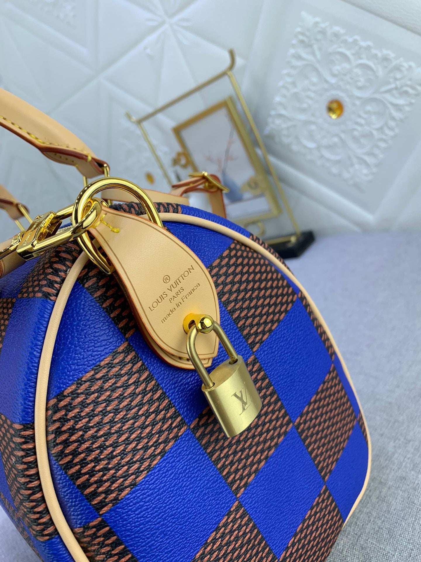 2XE269BDE Stylish leather bag 