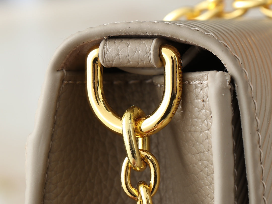 2WE1BDE Stylish leather bag