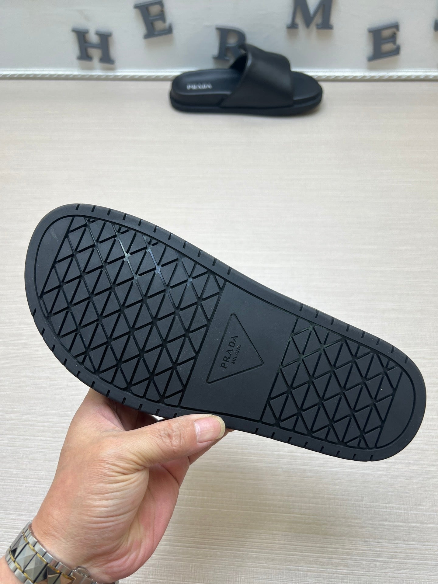 54PD7ZDE Stylish slippers