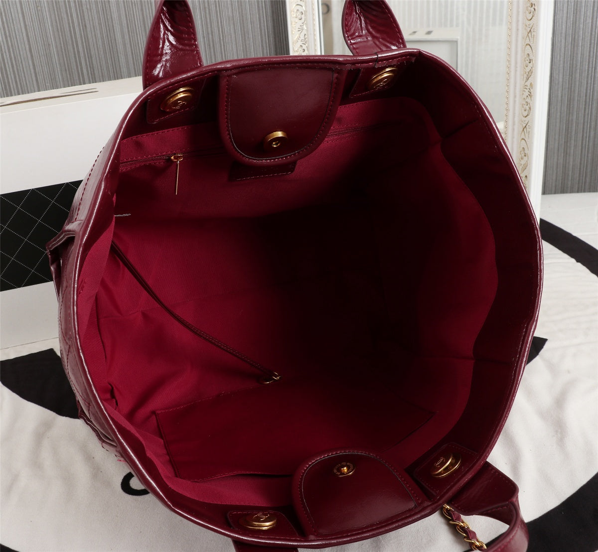 2XC296BDE Stylish leather bag 