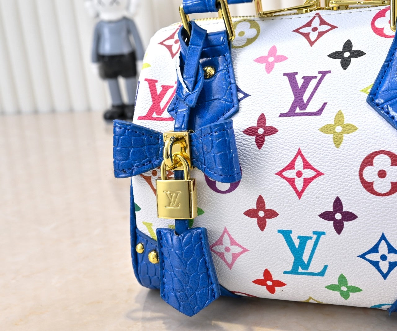 155NE74BDE Stylish leather bag