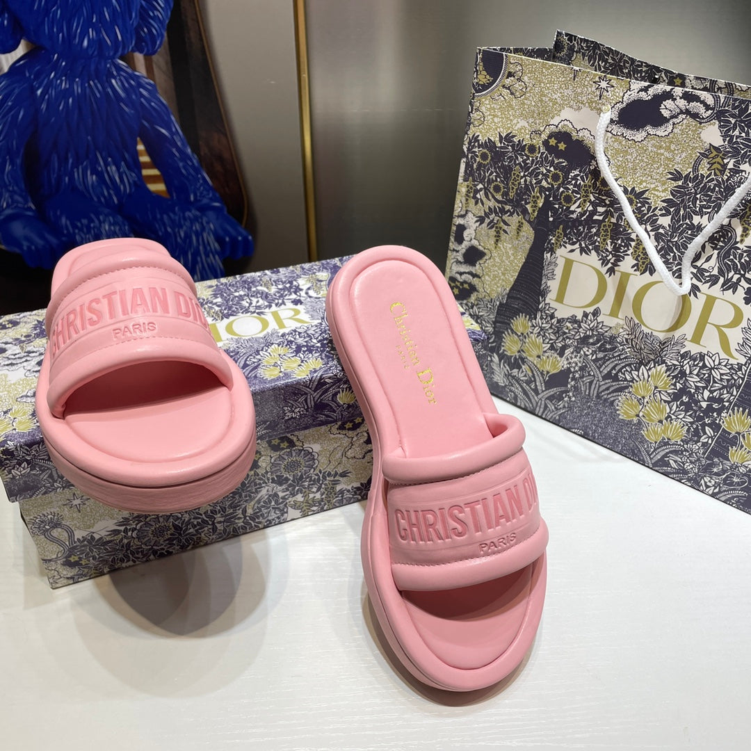 14D76ZDE Stylish slippers