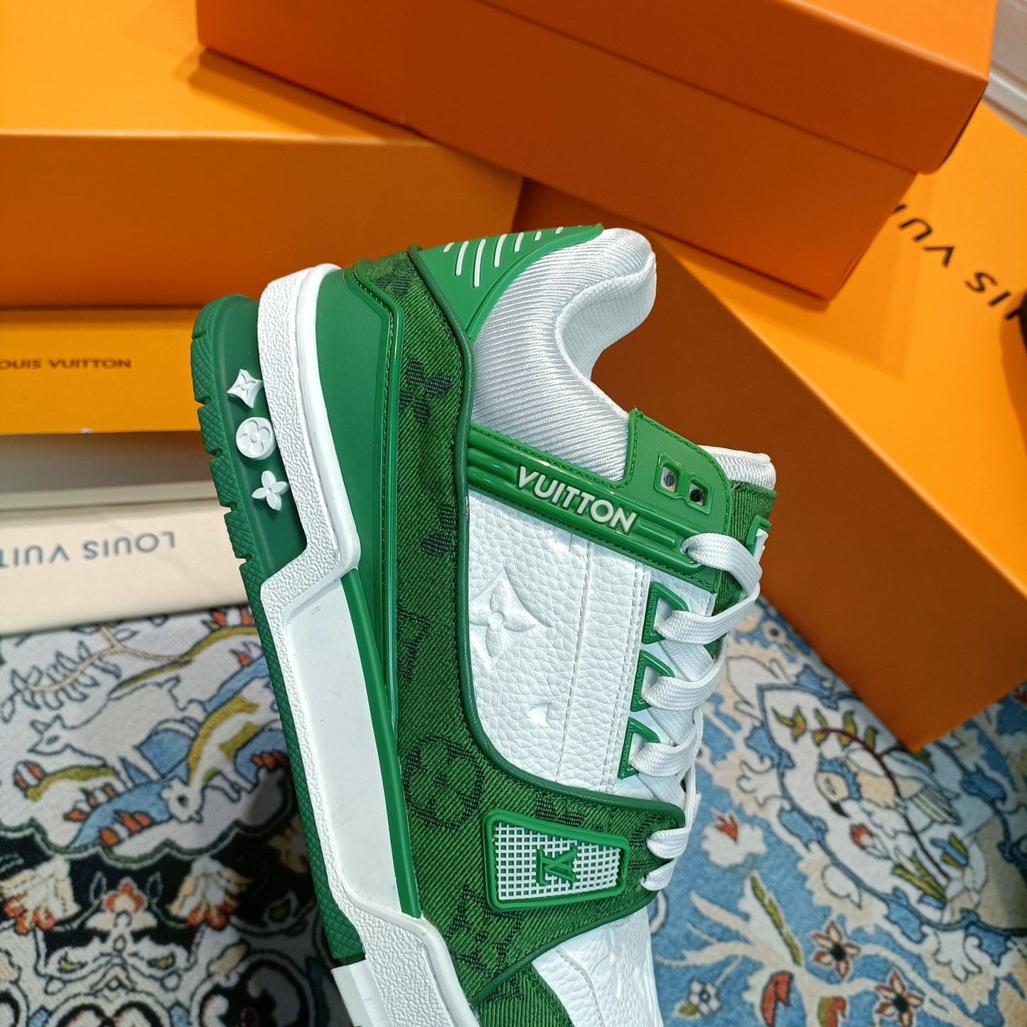 1XE23ZDE Stylish Sneakers