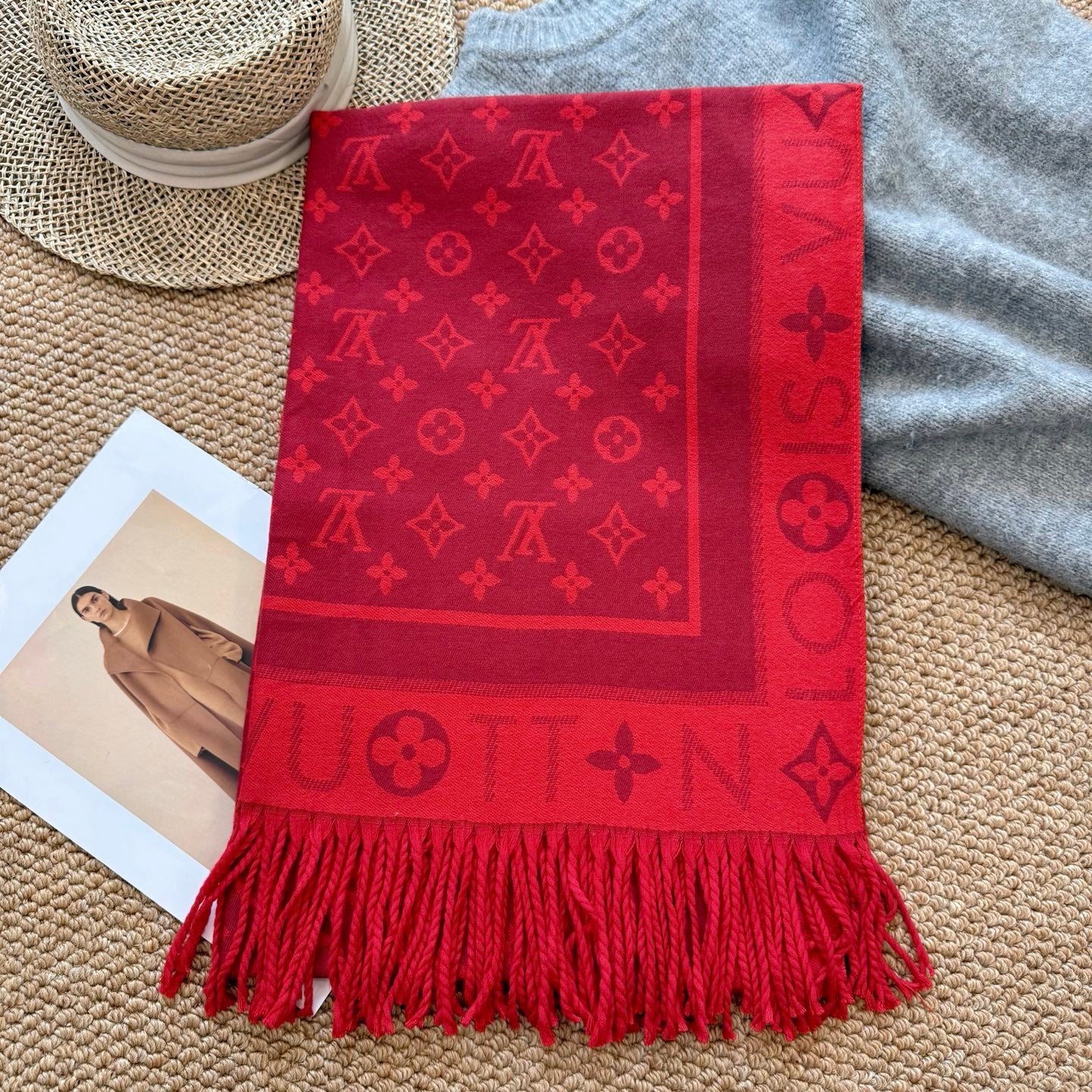 185ZE34WDE Stylish Winter Scarves