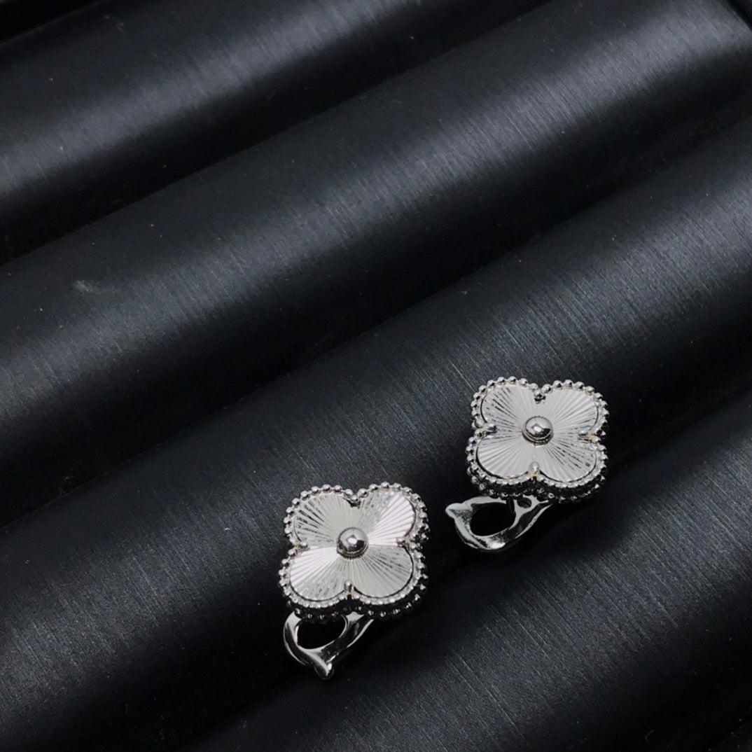 5XVA202XDE Stylish  rings,earrings, bracelets,necklaces