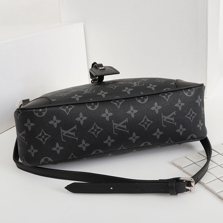 1E09BDE Stylish leather bag 