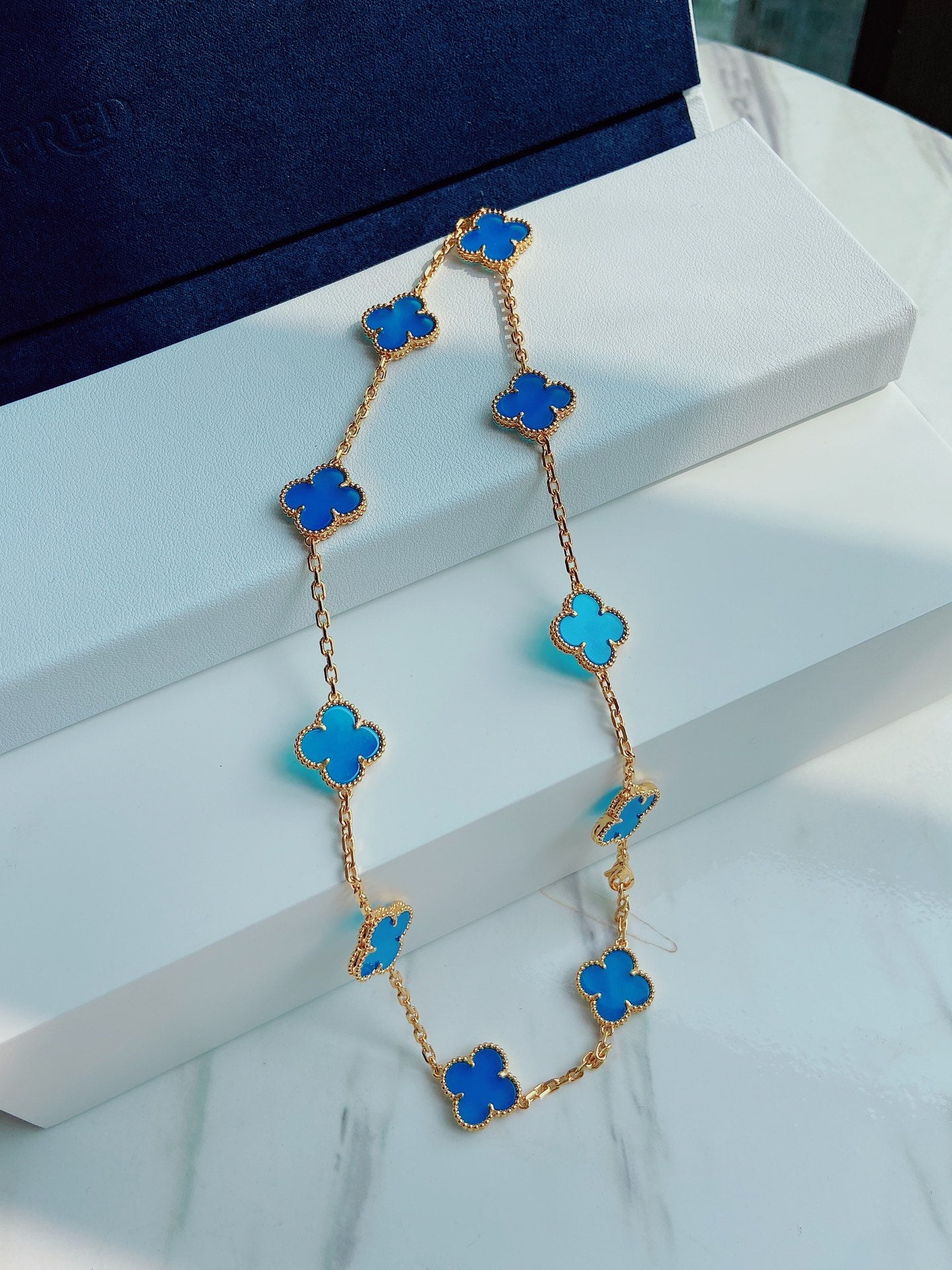 5XVA181XDE Stylish 10 flowers necklaces