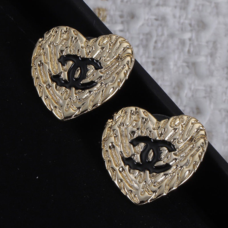 14C11EDE Stylish Earrings