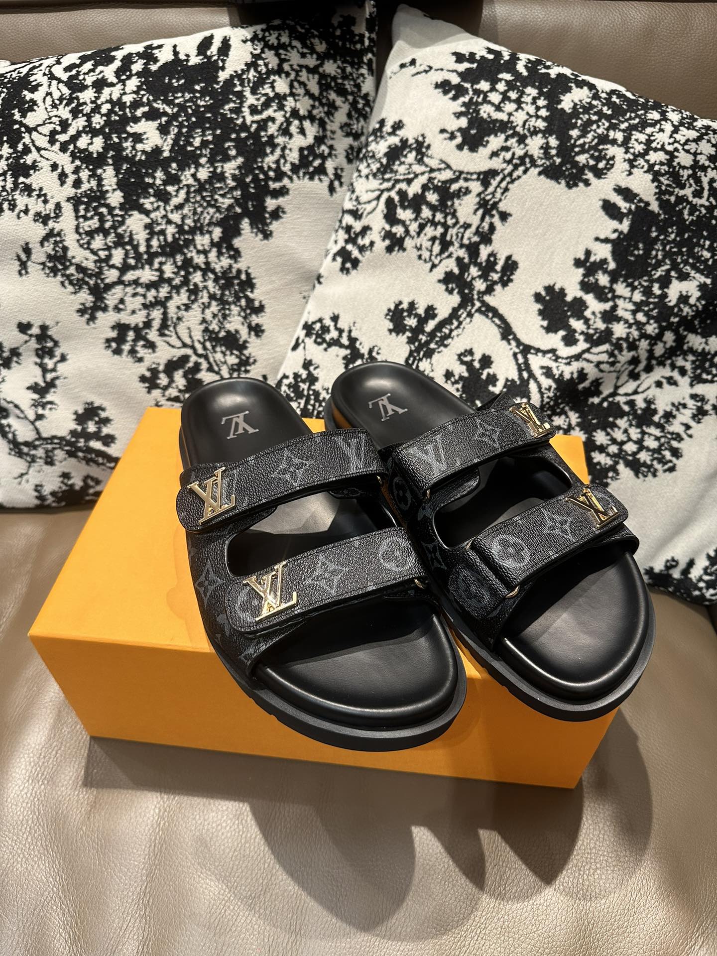 285ZE29ZDE Stylish leather Shoes