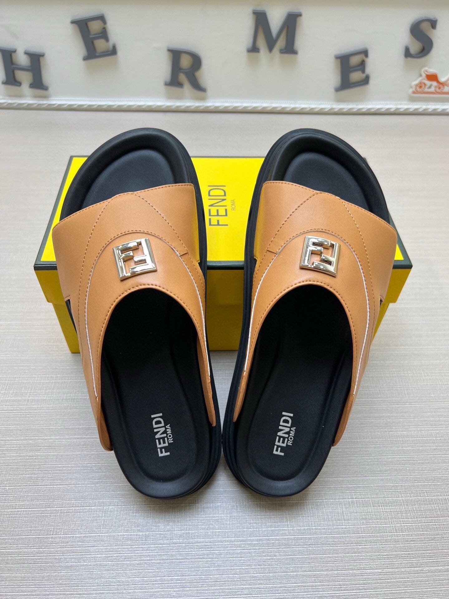 5LF221ZDE Stylish Slippers