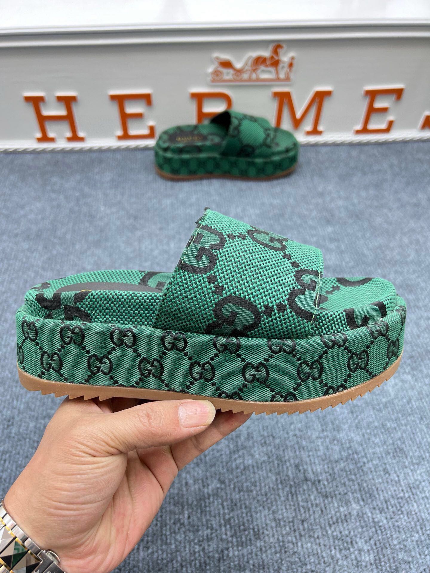 54B122ZDE Stylish slippers  Sole thickness 5.5cm