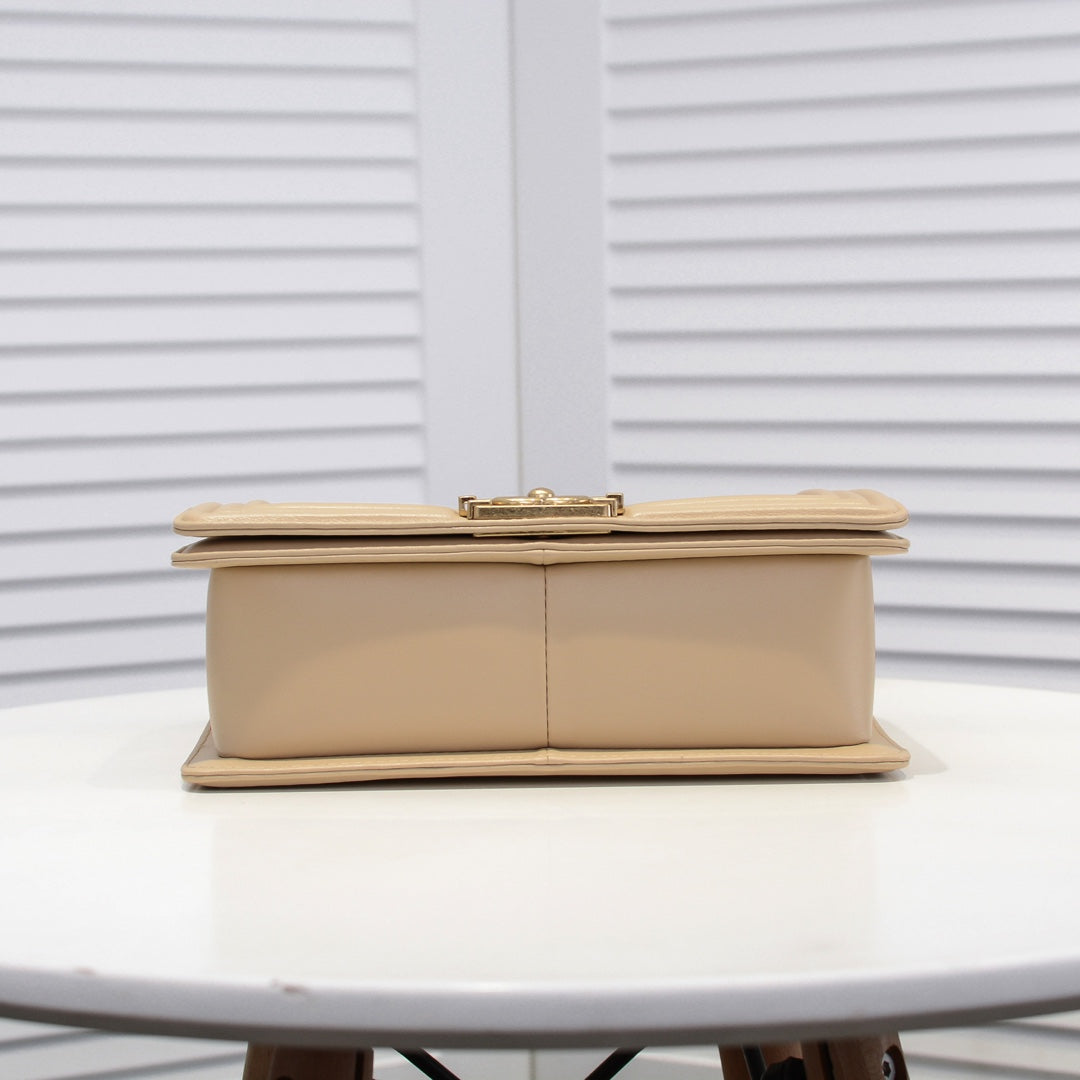 1XC413BDE Stylish leather bag