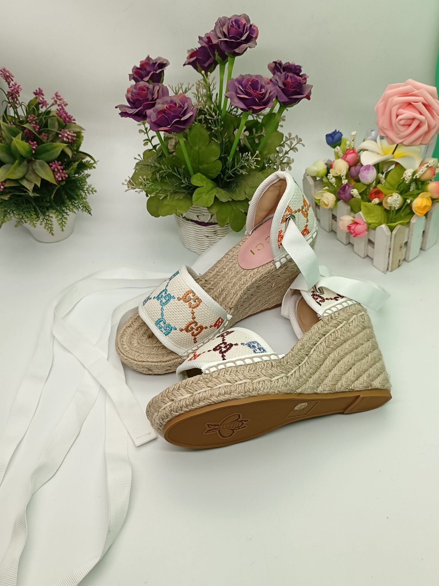 2YB40ZDE Stylish leather High heels