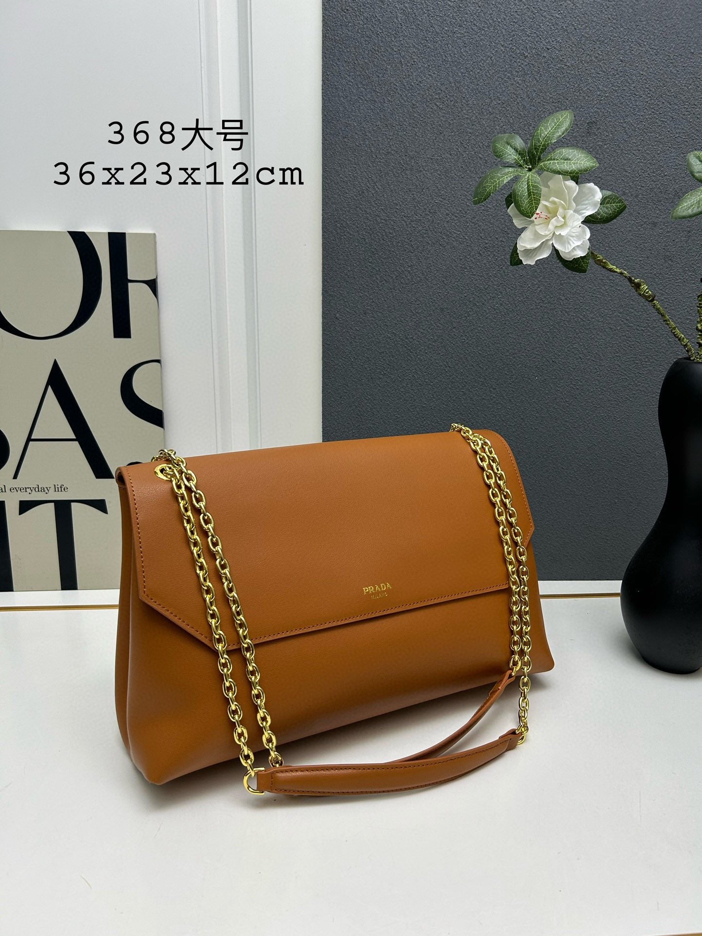 1XPD403BDE Stylish leather bag