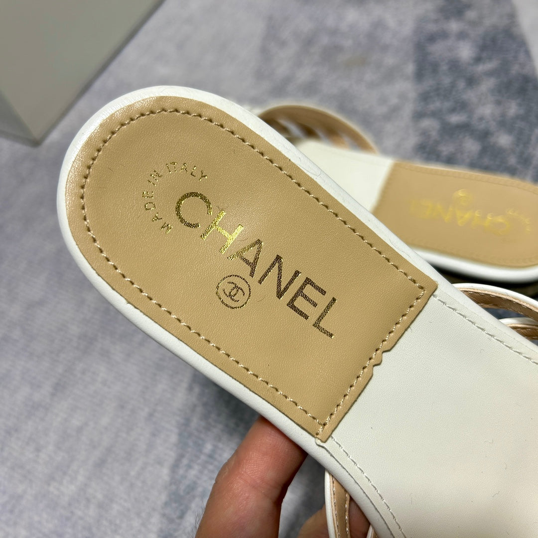 14C186ZDE Stylish Slippers