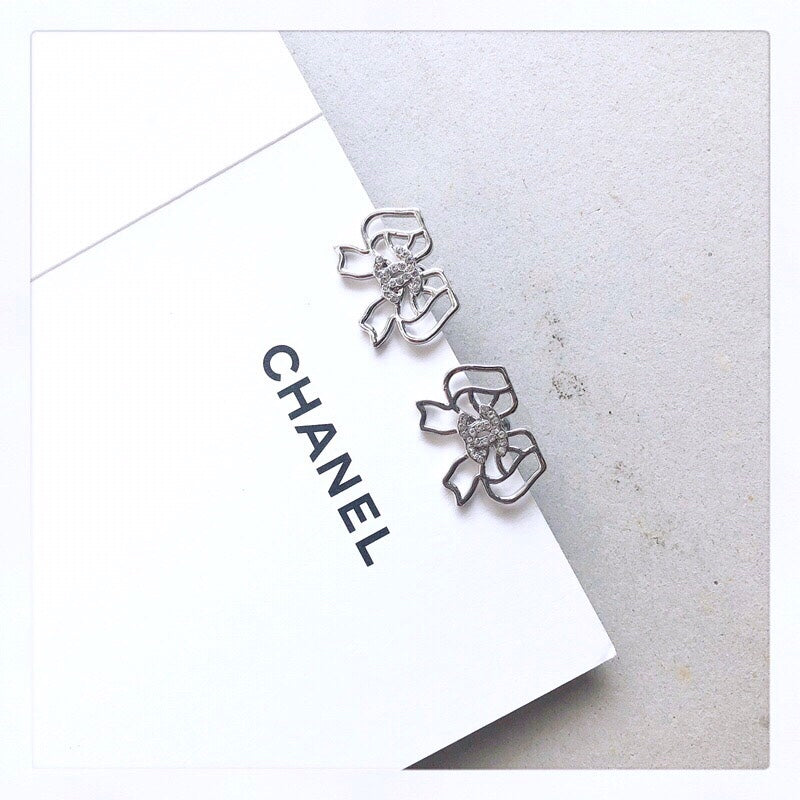 1YC142EDE Stylish Earrings
