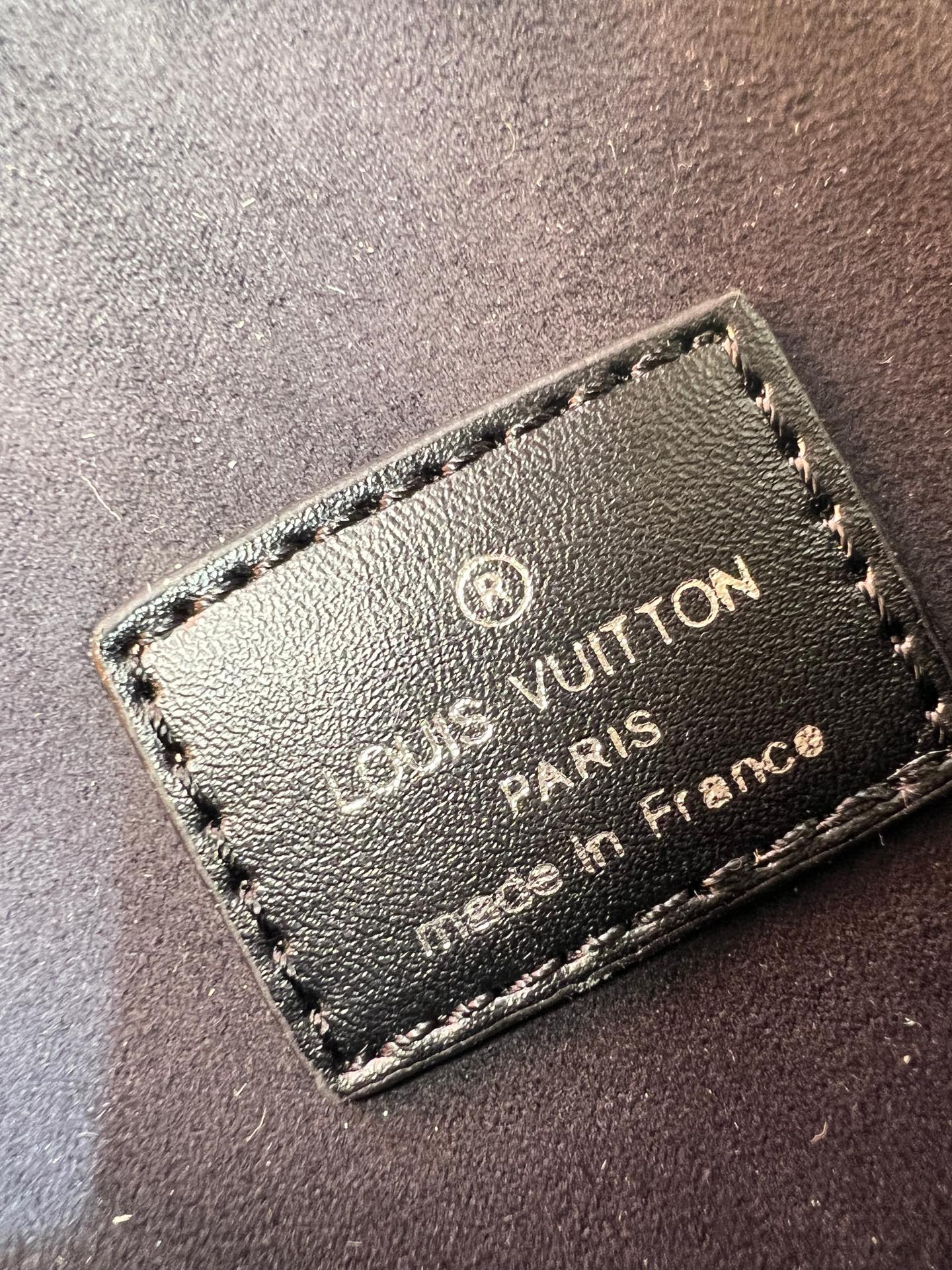 15XE1BDE Stylish leather bag