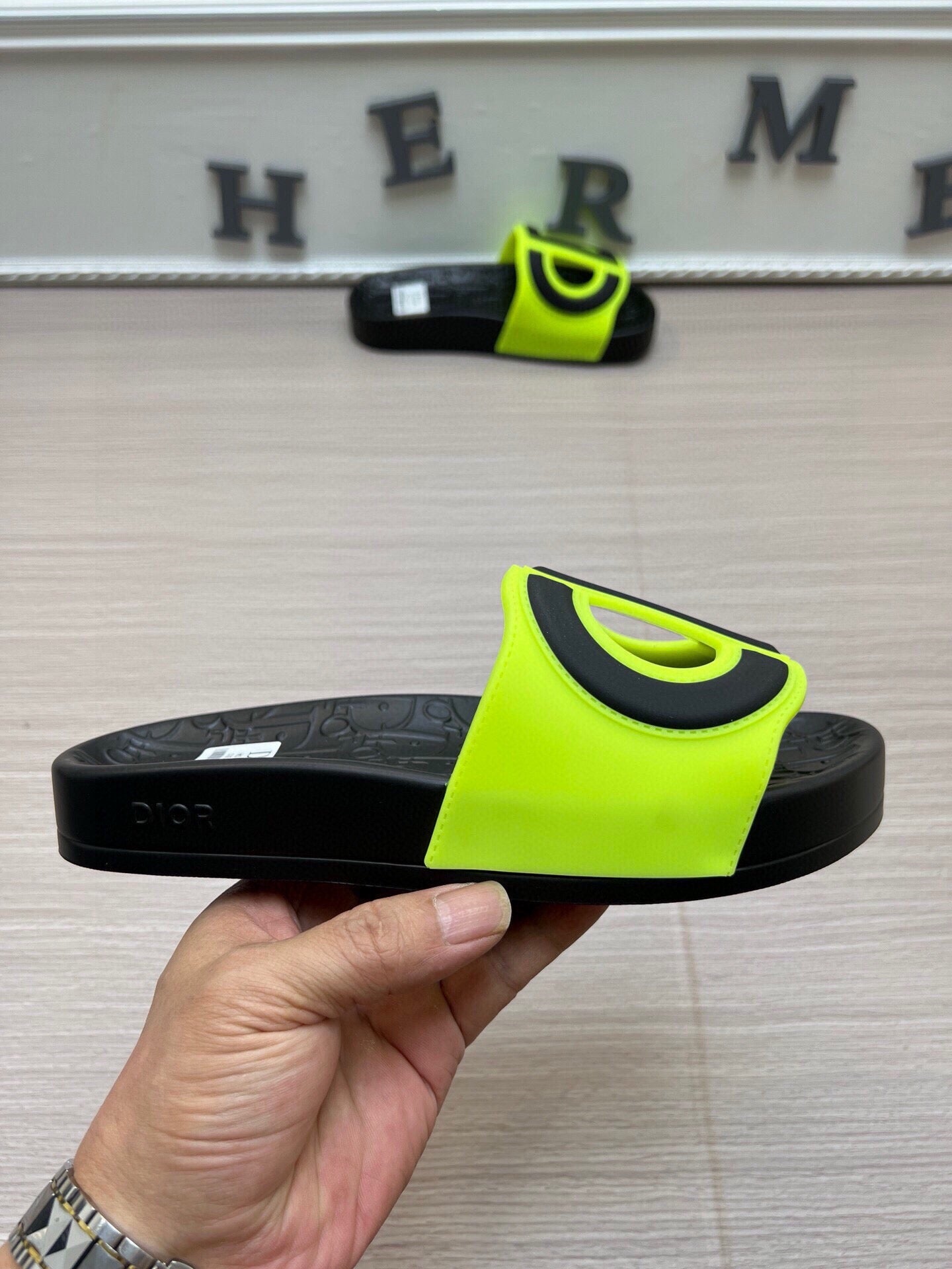 5LD213ZDE Stylish Slippers