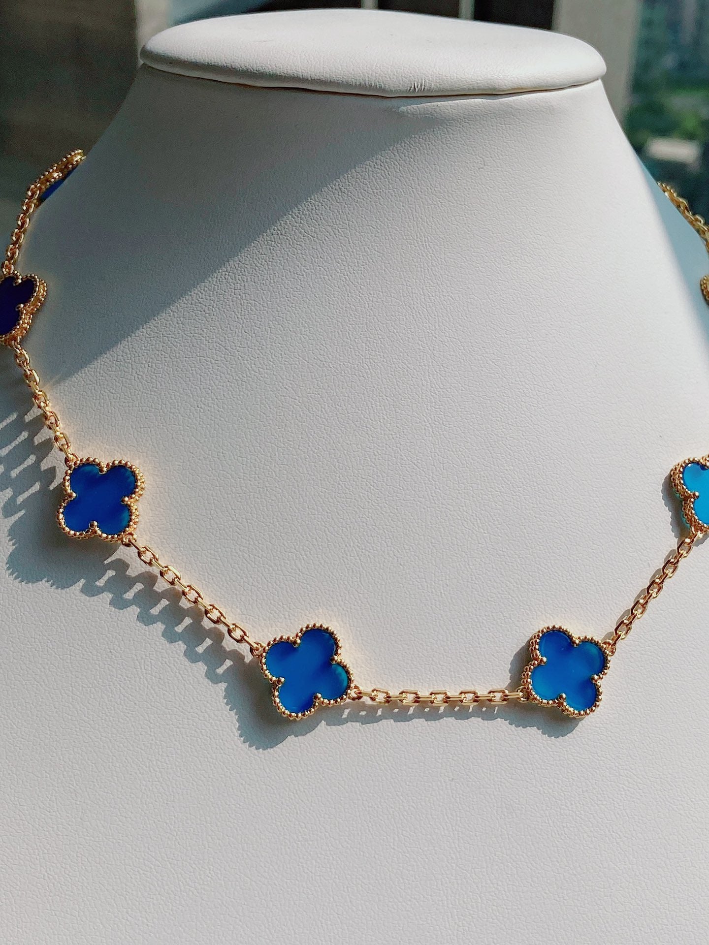 5XVA181XDE Stylish 10 flowers necklaces