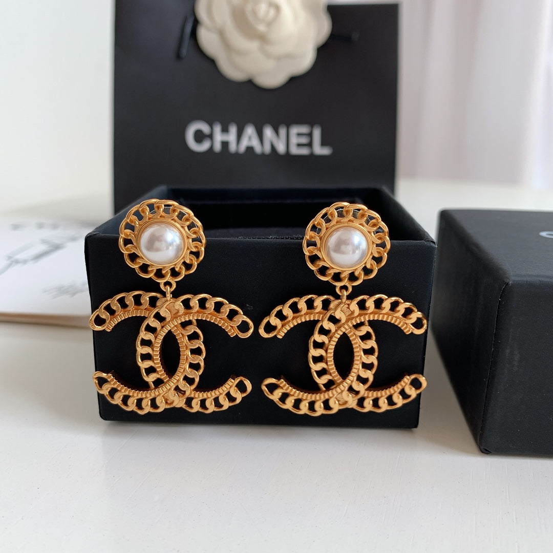 14C99EDE Stylish Earrings