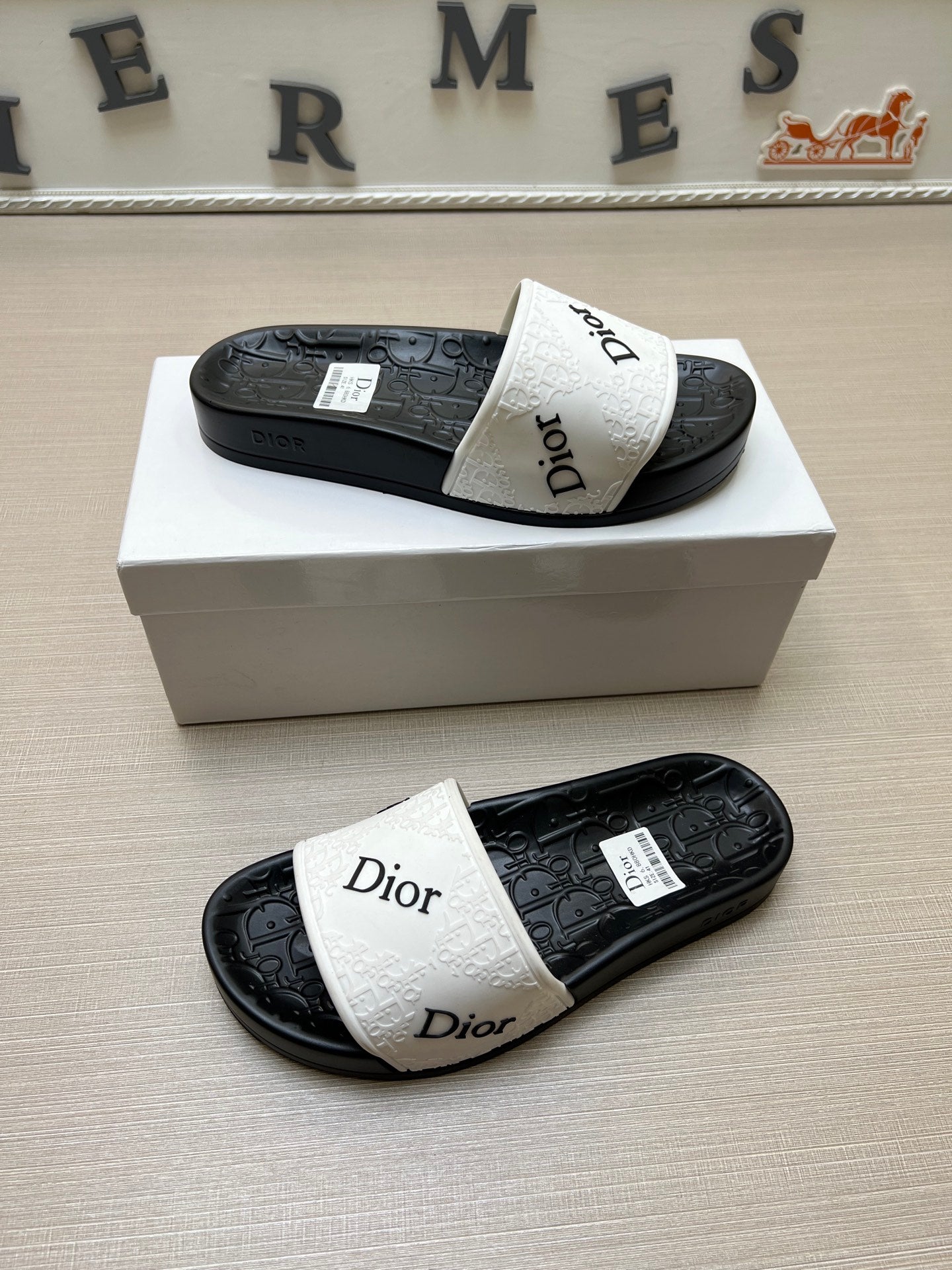 535ZD278ZDE Stylish Slippers