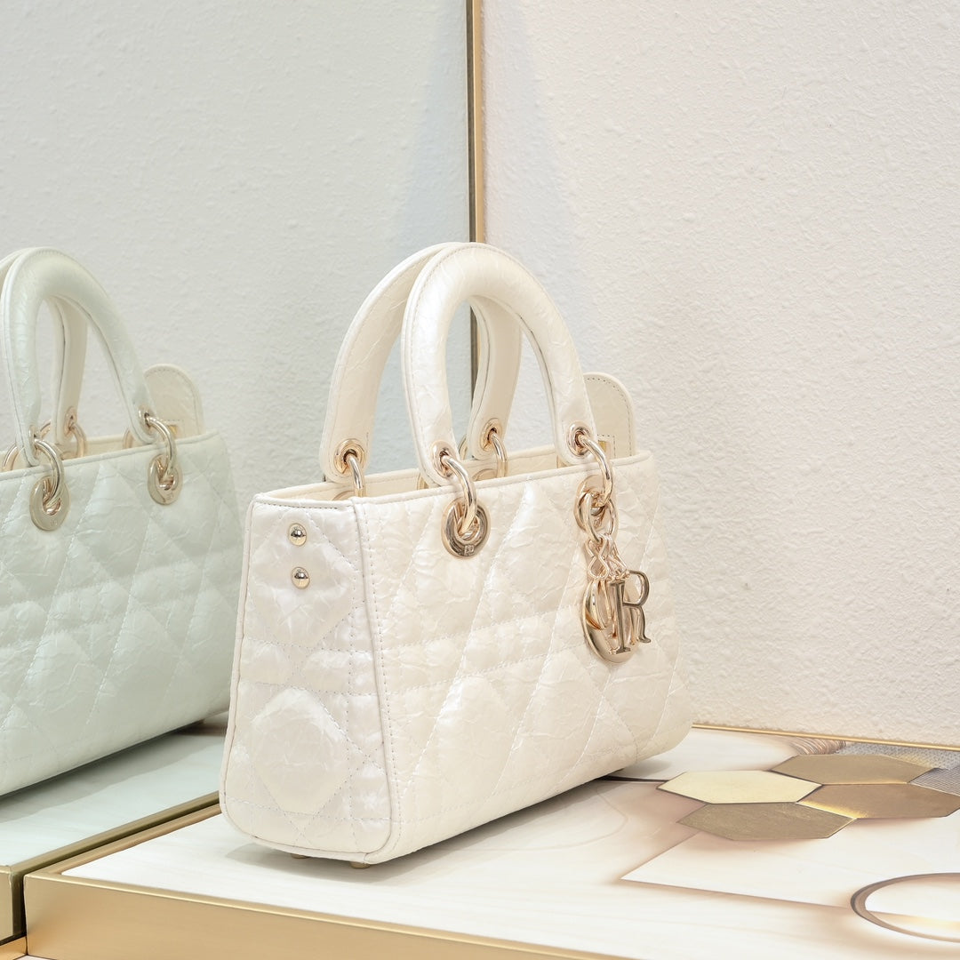 1XD438BDE Stylish leather bag